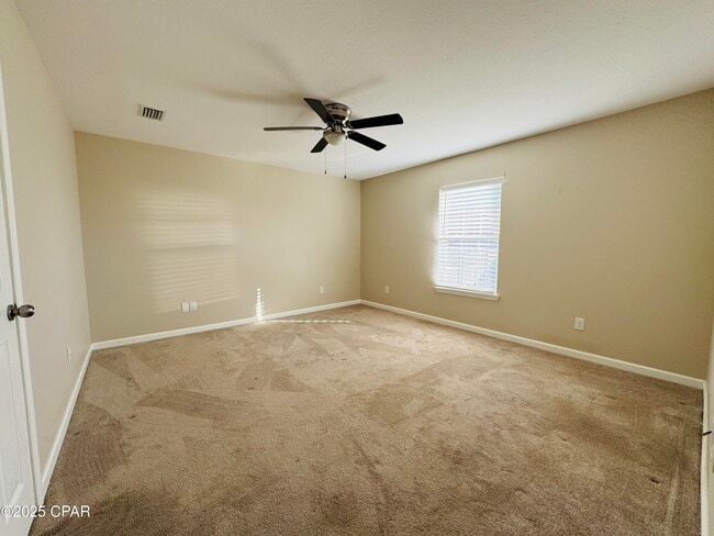 Photo - 6528 Omoko St