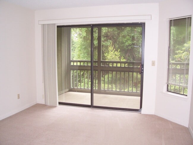 Building Photo - Convenient Location in Bluewater Bay! Unit 5203 Rental