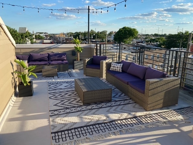 Rooftop Deck - 2256 Dickinson St Unit B