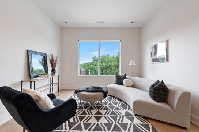 1090 Haysboro Ave Unit 313
