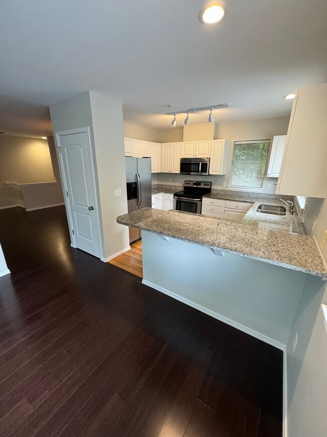 Photo - 4133 Flora Dr