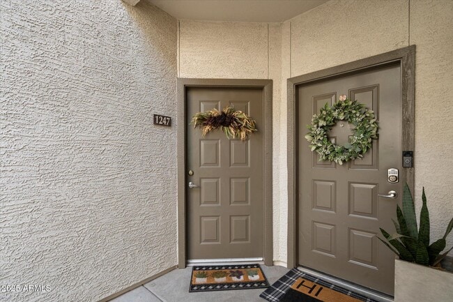 Building Photo - 6900 E Princess Dr Unit 1247