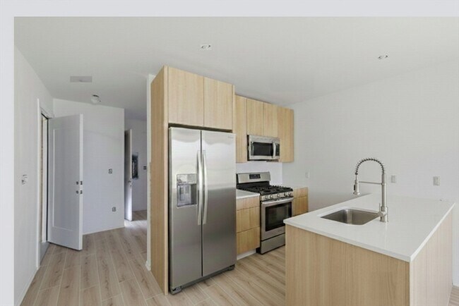 Photo - 1035 Commonwealth Ave Unit 501