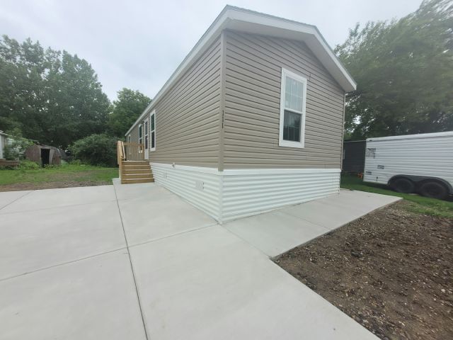Photo - 111 Maple Dr House