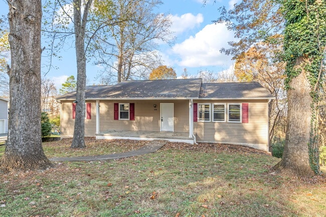 Photo - 324 Oran Rd