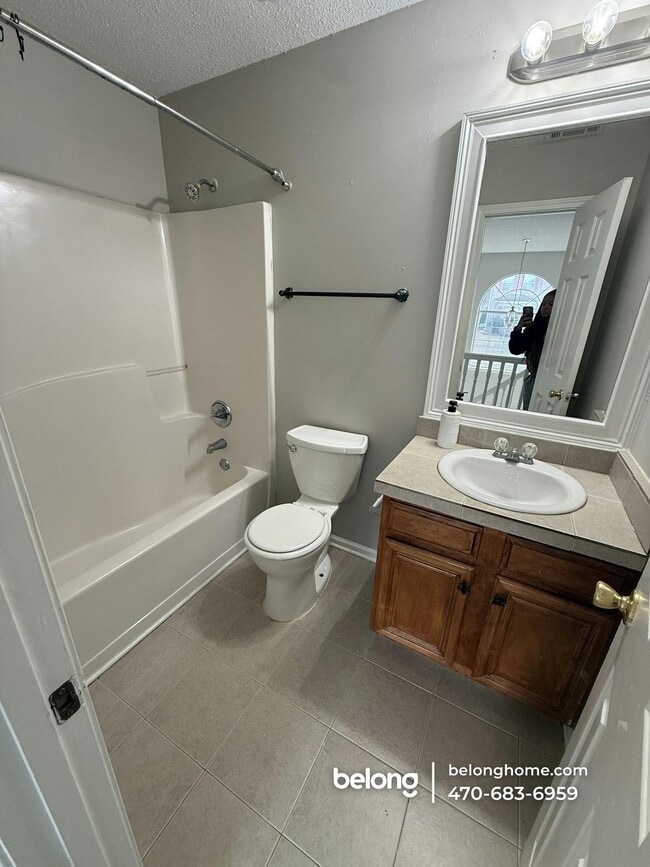 Photo - 1439 Alice Ave