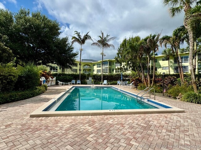 1100 Ponce De Leon Cir Unit E306