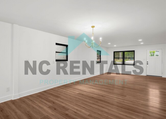 Photo - 815 Corona St