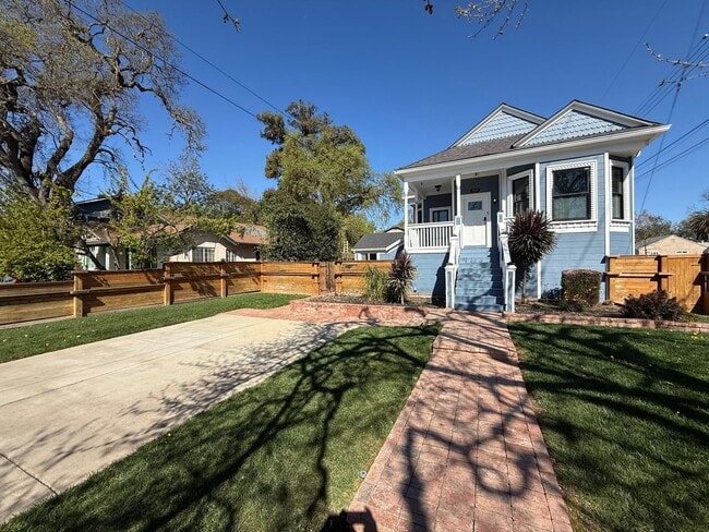 Photo - 3987 8th Ave