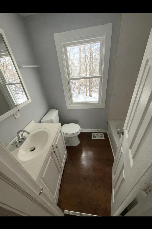 Photo - 3616-18 E. 9th Avenue