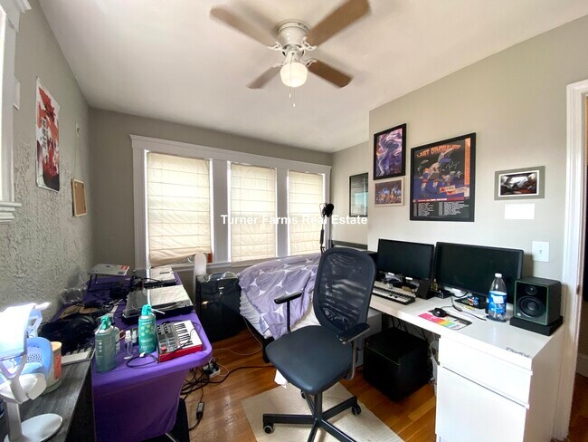 Photo - 9 Arlington St Unit 2