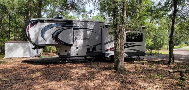 Building Photo - 15473 Peach Orchard Rd Rental