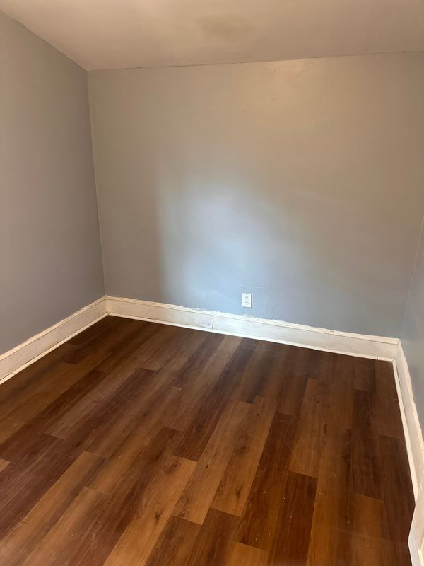 Photo - 215 Church St