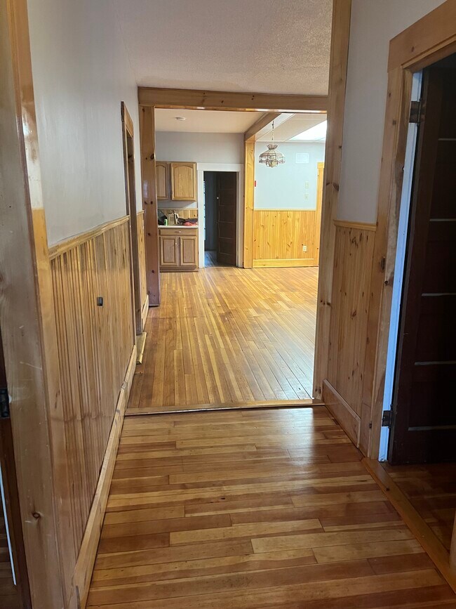 220 Front St Apartments Unit 220 Front 1 Winchendon, MA