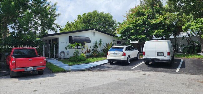 Photo - 1940 NE 31st Ct Unit South