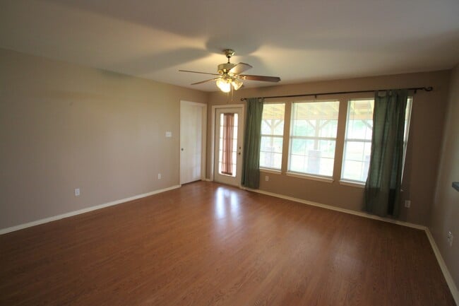 Photo - Coming soon: 3 bedroom, 2 bath home in Whitehouse! Whitehouse ISD