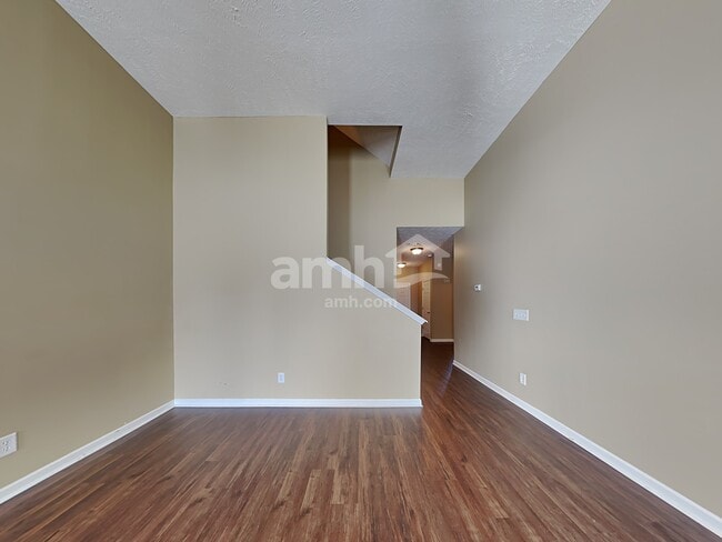 Photo - 366 Sarava Ln