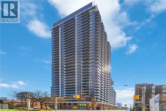 Photo - 75 James St S Unit 1025