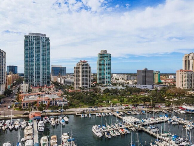 Photo - 100 Beach Dr NE Unidad 1501