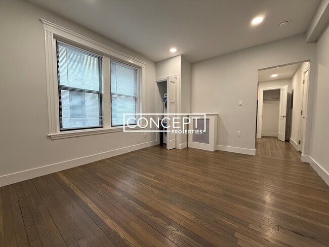 Photo - 11 Peterborough St Unit 8CP