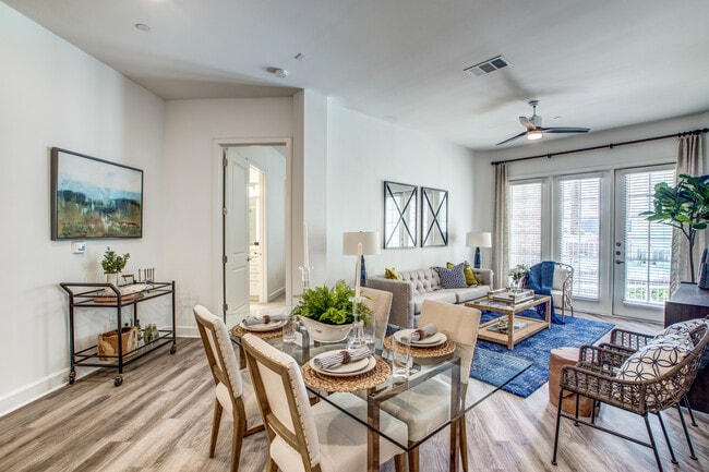 Photo - Quiet Luxury Near Lake Houston - 1 Month F... Unit 255A1