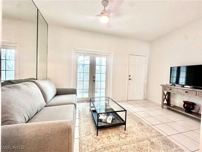 Building Photo - 864 Tanbark Dr Unit 102