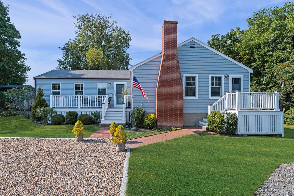 Photo - 15 Meadow Ln