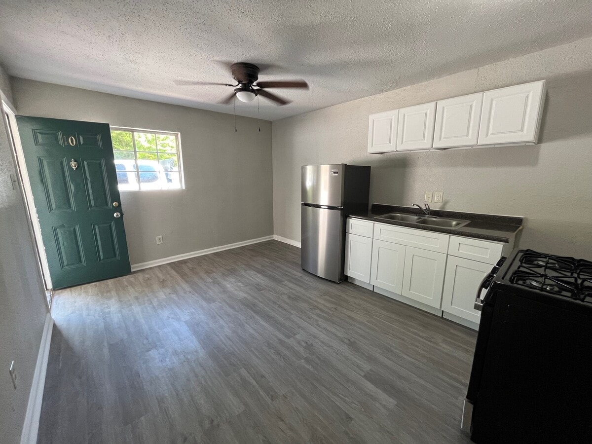 Photo - 4831 Sycamore Ave Unit 10