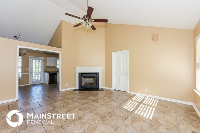 Photo - 825 Stone Hedge Ct