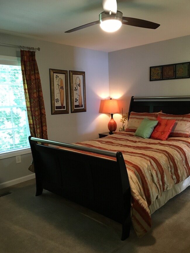 Photo - Haw Creek Mews Apartments and Townhomes