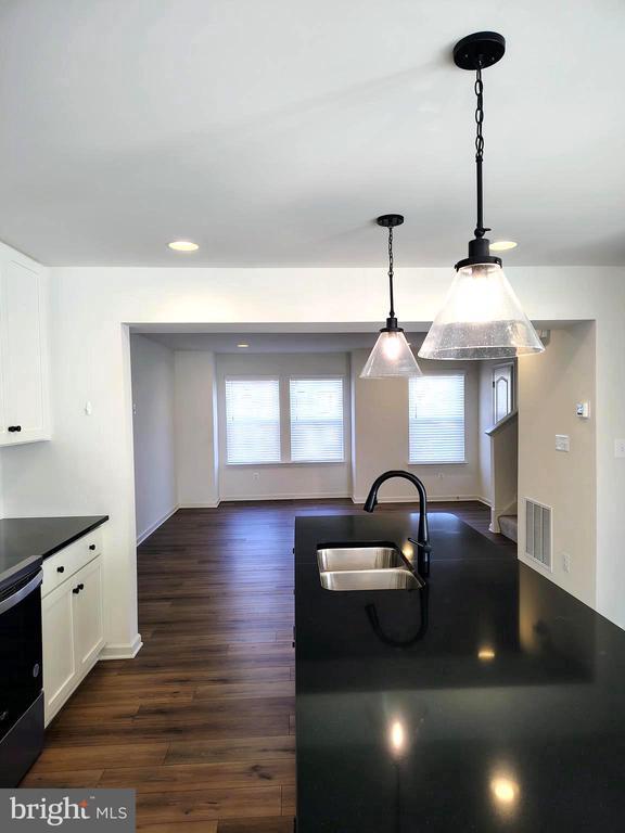 Photo - 136 Tuxford Rd