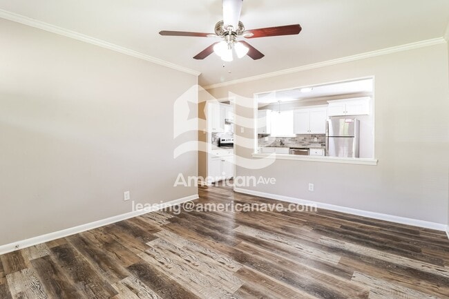 Photo - 501 Lindenhurst Dr