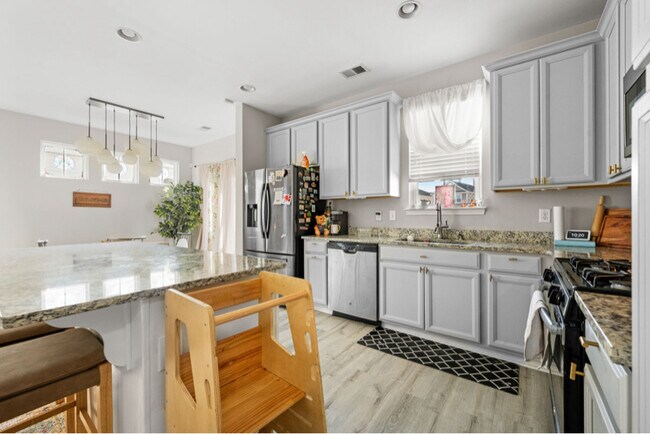 Photo - 2700 Poplar Grove Pl