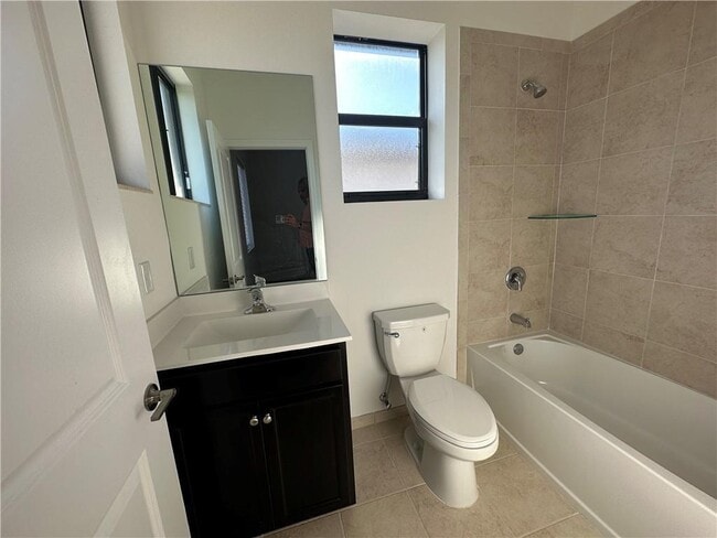 Photo - Northeast 208th Terrace, Miami, FL 33179 - 3 BR 3 BA townhouse