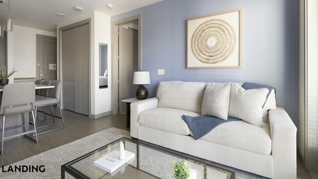 Building Photo - 101 S Center St