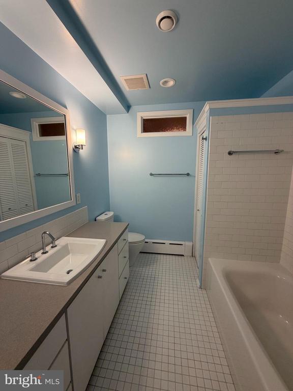 Photo - 2442 20th St NW