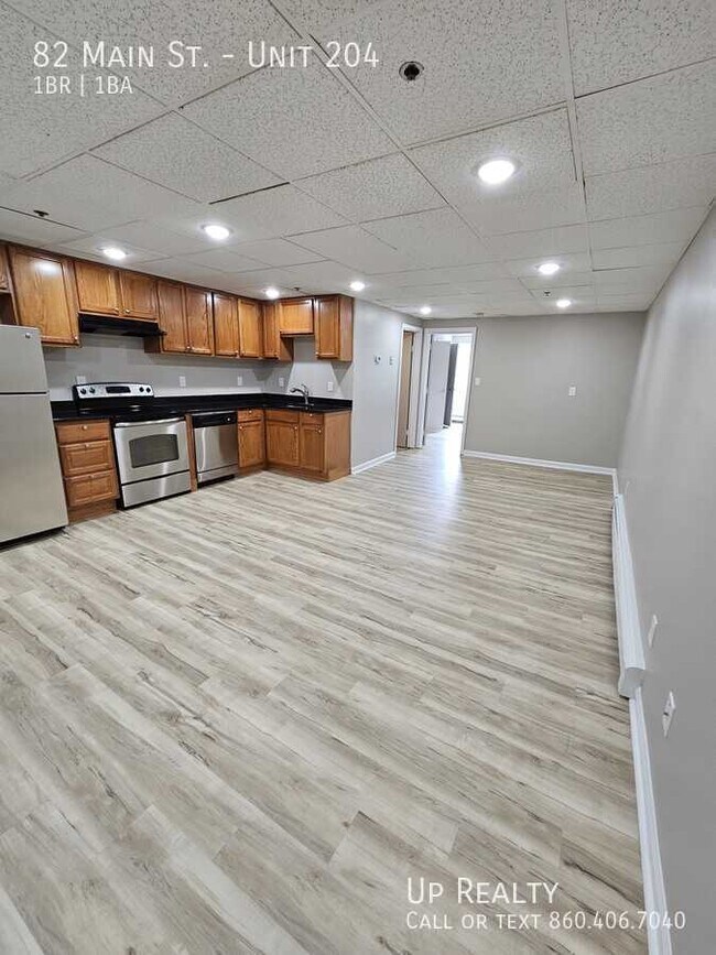 Photo - 82 S Main St Unidad 204