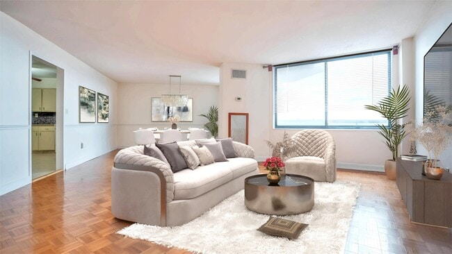 Photo - 720 Harmon Cove Tower Unidad 720