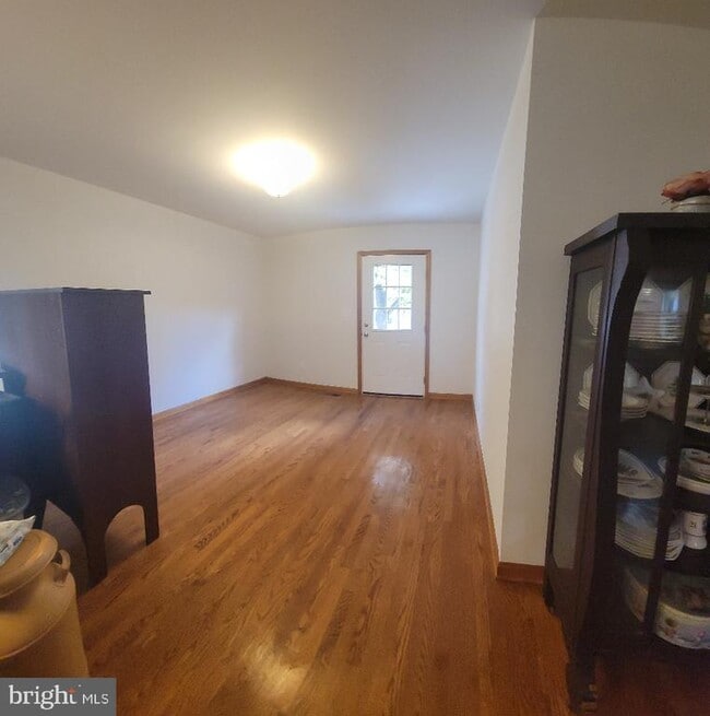 Photo - 113 Southgate Ave
