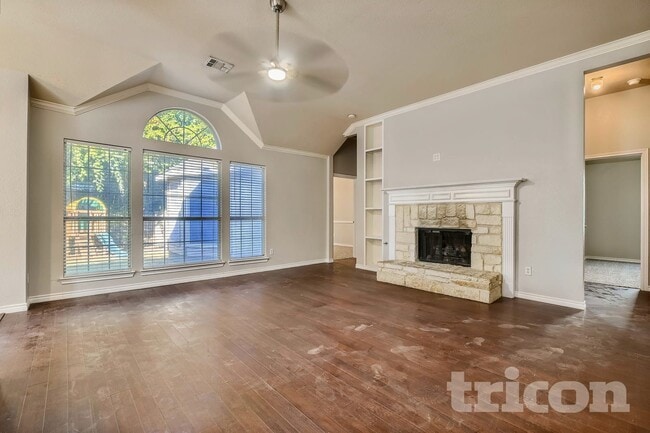 Photo - 1711 Newcastle Dr