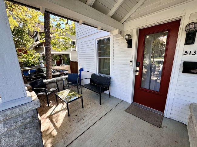 Photo - 513 N Dunn St