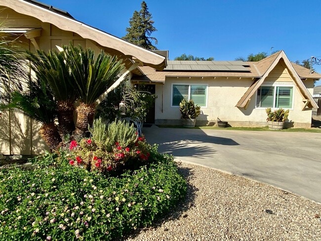 Photo - Coming Soon! Spacious 4-Bed, 2-Bath Country Home with Pool, Spa, and More!