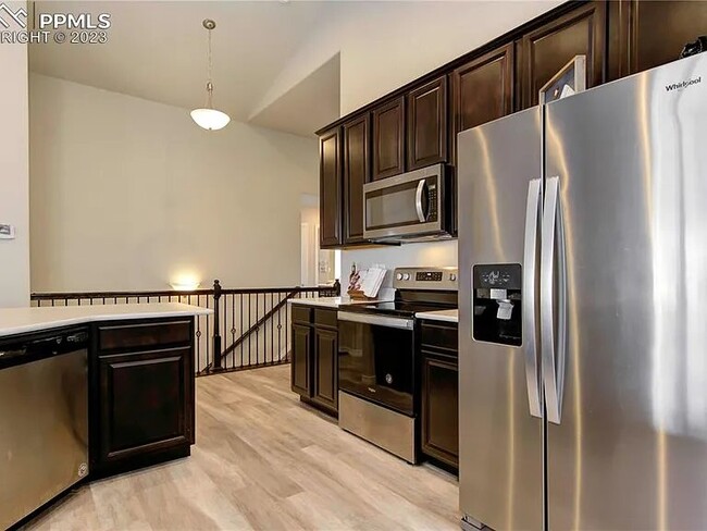 Photo - 6512 Tillamook Dr