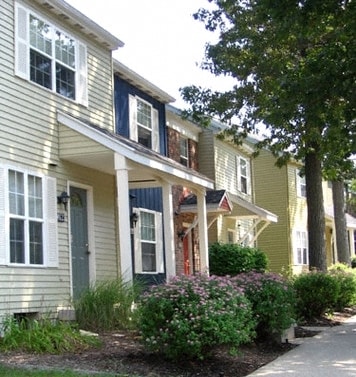 Building Photo - Westgate Village Townhouses