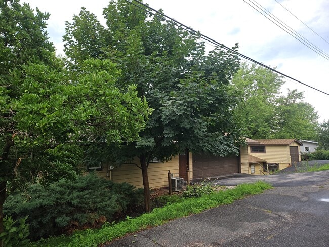 Photo - N5071 Sunset Vista Rd Unit LAKE ONALASKA APT.