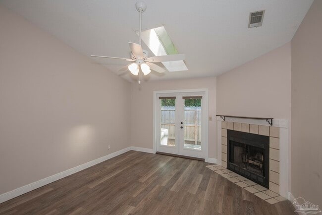 Photo - 5051 Grande Dr