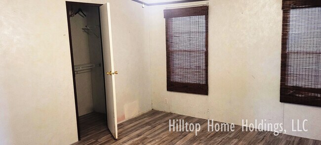 Photo - 69 Hilltop Rd