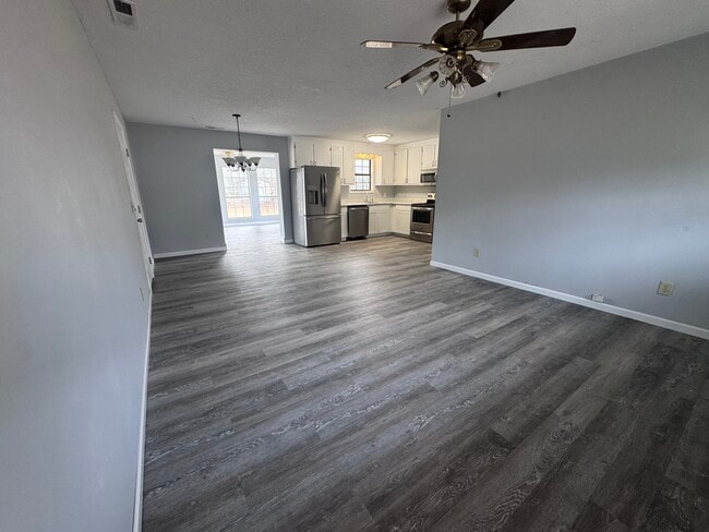 Photo - 1007 Cagle St NE