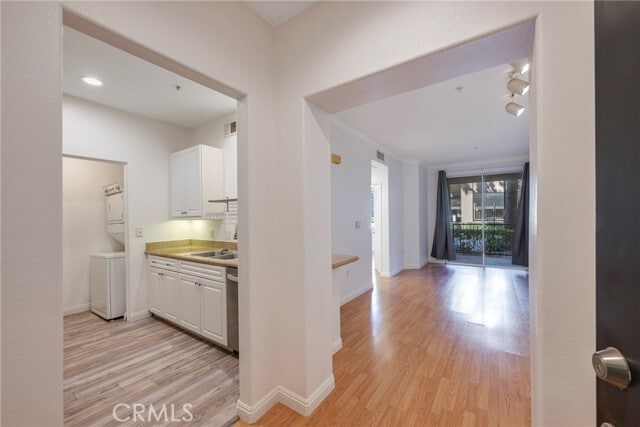 Photo - 2112 Watermarke Pl