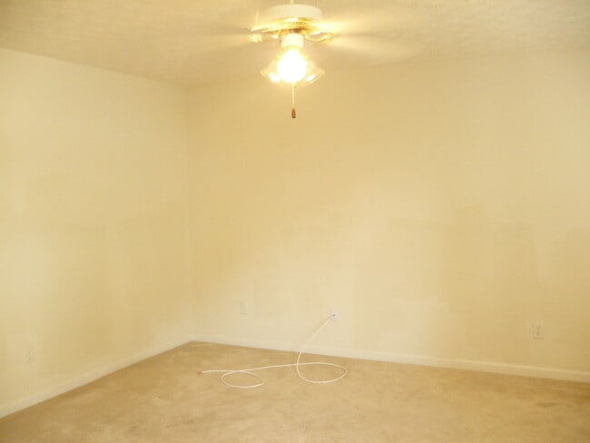 Photo - 3035 Fields Dr